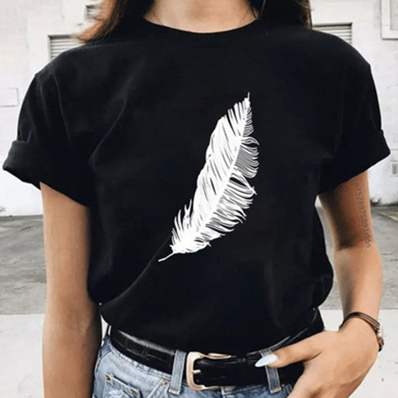t-shirt à plumes